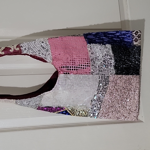 Beautiful Sequin Tote - Picture 4 of 4